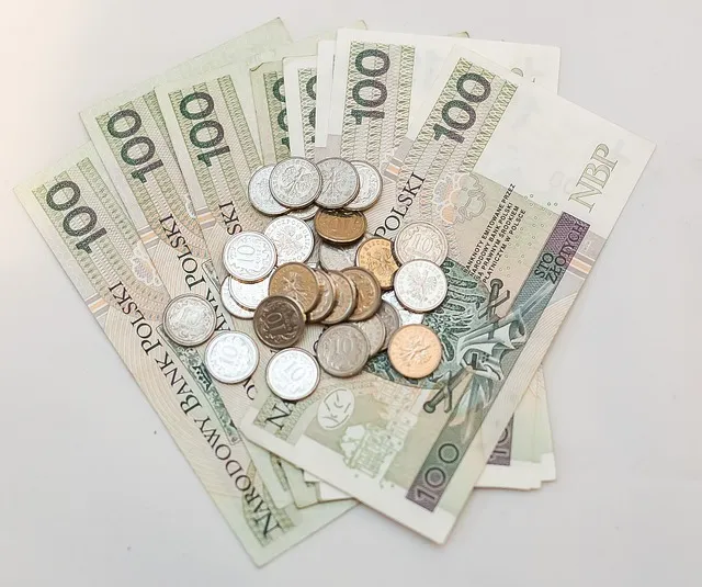 Jak uzyskać alimenty na pełnoletnie dziecko?